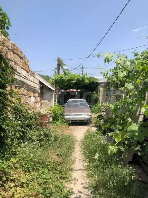 3-к кв. Крым, Симферополь ул. Генерала Яременко (68.9 м) - Фото 0