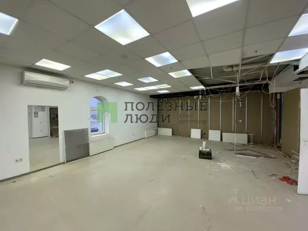 Помещение свободного назначения в Орловская область, Орел ... - Фото 1