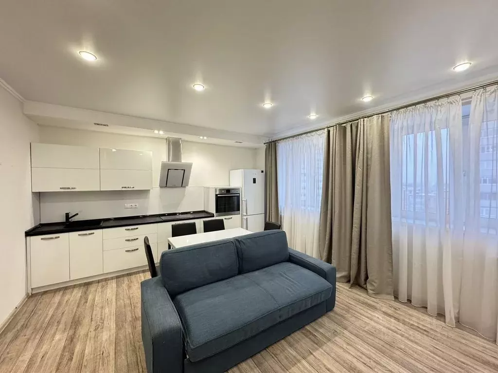 1-к кв. Тюменская область, Тюмень ул. Николая Зелинского, 3к1 (48.0 м) - Фото 2