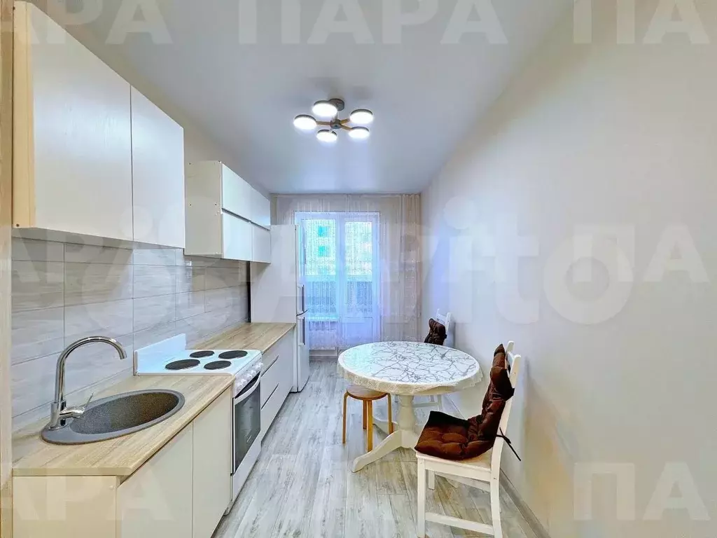1-к. квартира, 40 м, 7/23 эт. - Фото 1