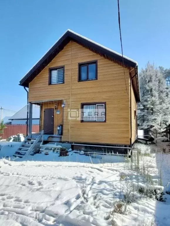 Дом в Башкортостан, Иглинский сельсовет, с. Иглино ул. Салаватская ... - Фото 1