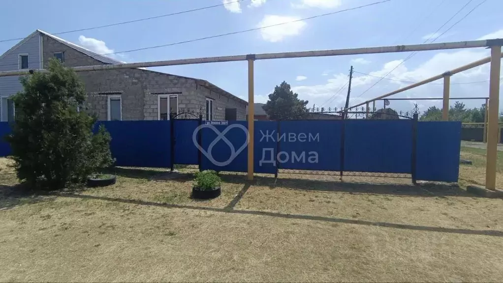 Дом в Волгоградская область, Среднеахтубинский район, Кировское с/пос, ... - Фото 1