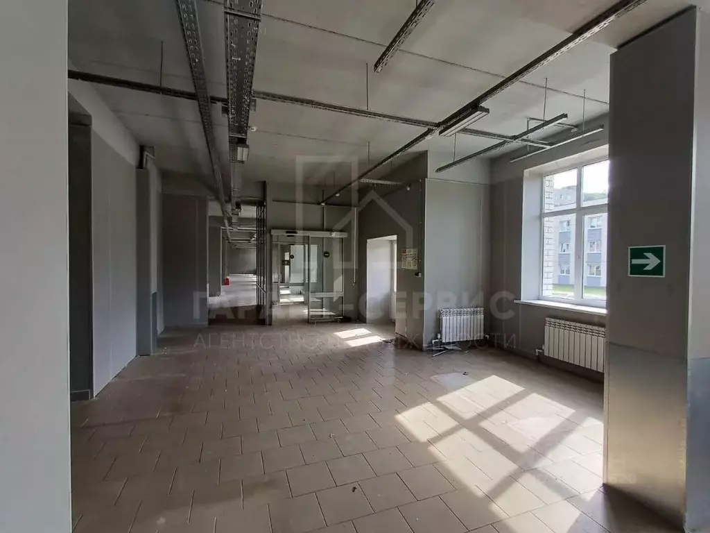 Торговая площадь в Тамбовская область, Котовск ул. Тенистая, 1к1 (420 ... - Фото 1