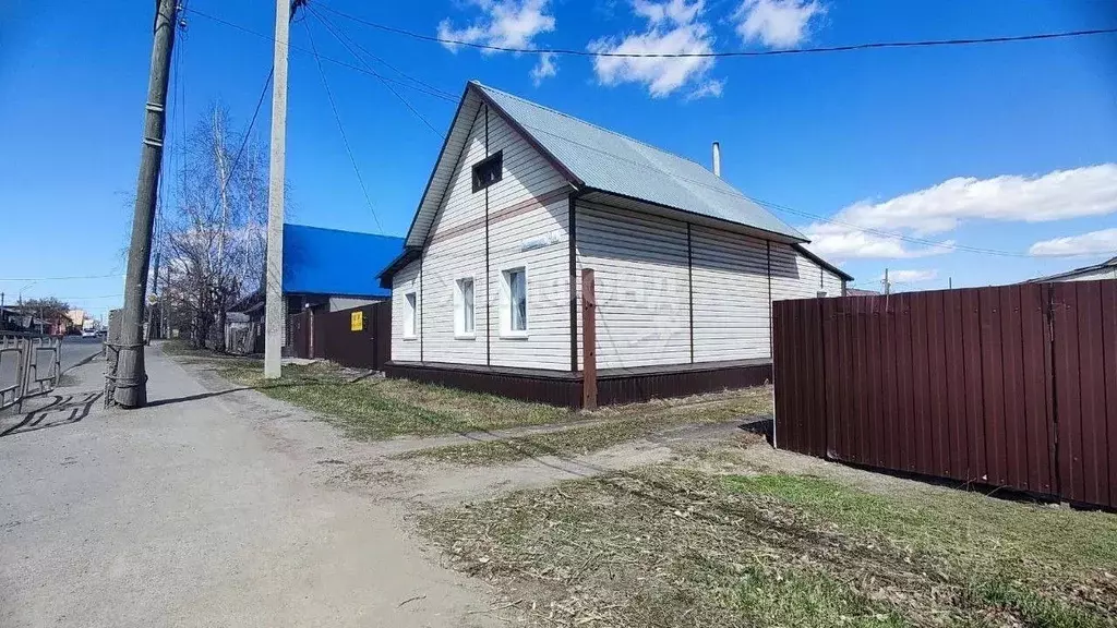 Дом в Алтайский край, Барнаул ул. Челюскинцев (50 м) - Фото 1