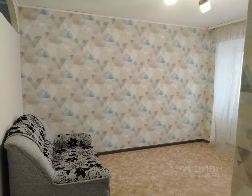 1-к кв. Башкортостан, Ишимбай ул. Губкина, 43 (35.0 м) - Фото 1