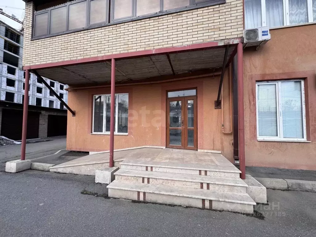 Торговая площадь в Северная Осетия, Владикавказ ул. Ахмада Кадырова, 4 ... - Фото 1