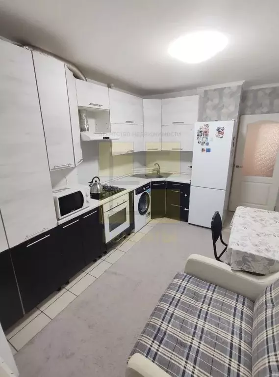 1-к кв. Омская область, Омский район, с. Троицкое, Ясная Поляна мкр ... - Фото 1