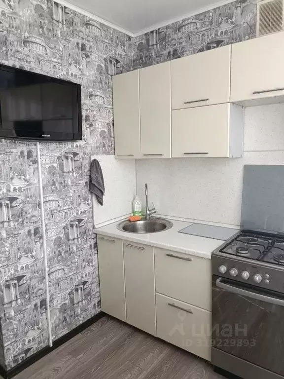 1-к кв. Мордовия, Саранск ул. Н. Эркая, 10 (33.0 м) - Фото 1