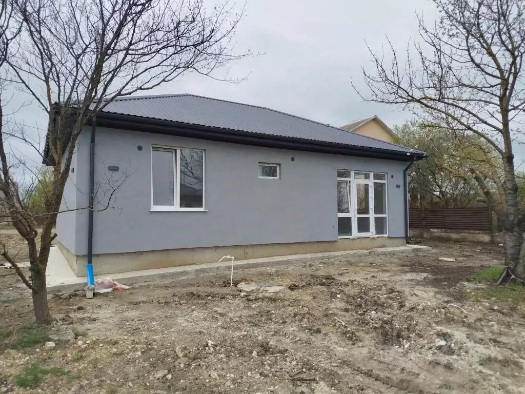 Дом в Крым, Симферопольский район, с. Урожайное ул. Лавандовая (75 м) - Фото 1