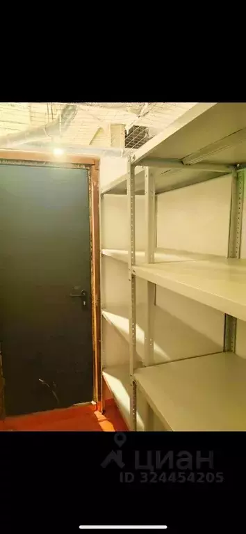 Гараж в Москва Красноказарменная ул., 15к1 (4 м) - Фото 1