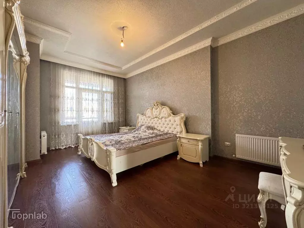 Дом в Кабардино-Балкария, Нальчик Новосельская ул., 9 (190 м) - Фото 1