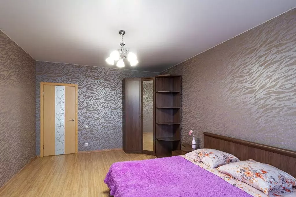 3-к кв. Омская область, Омск Звездная ул, 12 (80.0 м) - Фото 1