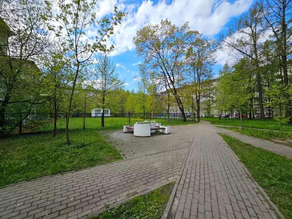 1к в 7-комнатной квартире (22.2 м) - Фото 0