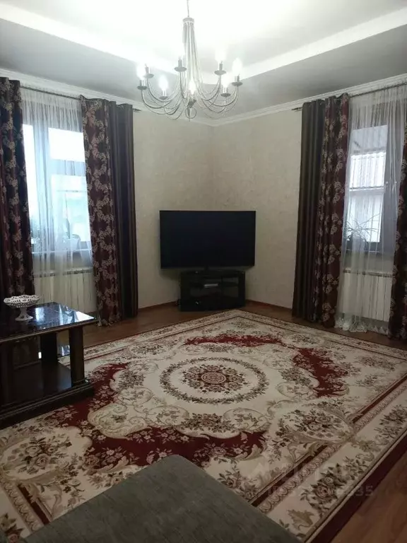 Дом в Астраханская область, Астрахань ул. Орджоникидзе, 50 (155 м) - Фото 2