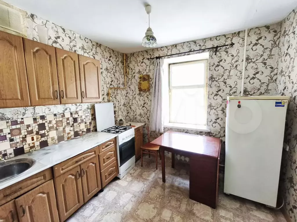 1-к. квартира, 40 м, 1/9 эт. - Фото 1