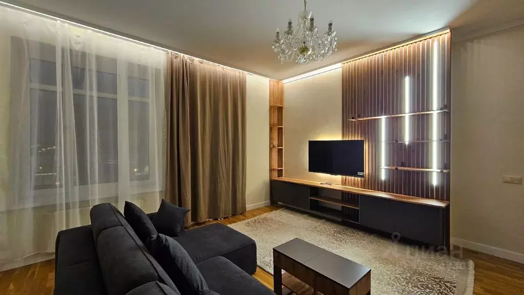 3-к кв. Санкт-Петербург Парадная ул., 3к2 (108.0 м) - Фото 1