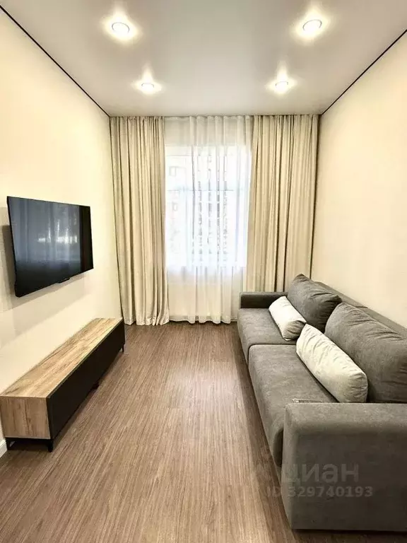 1-к кв. Татарстан, Казань ул. Дубравная, 28А (60.1 м) - Фото 2