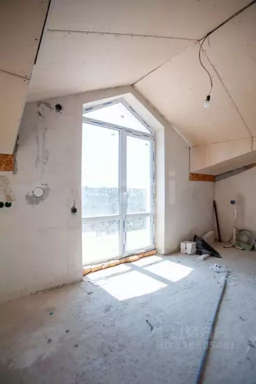 1-к кв. Севастополь ул. Челюскинцев, 57/2 (52.1 м) - Фото 0