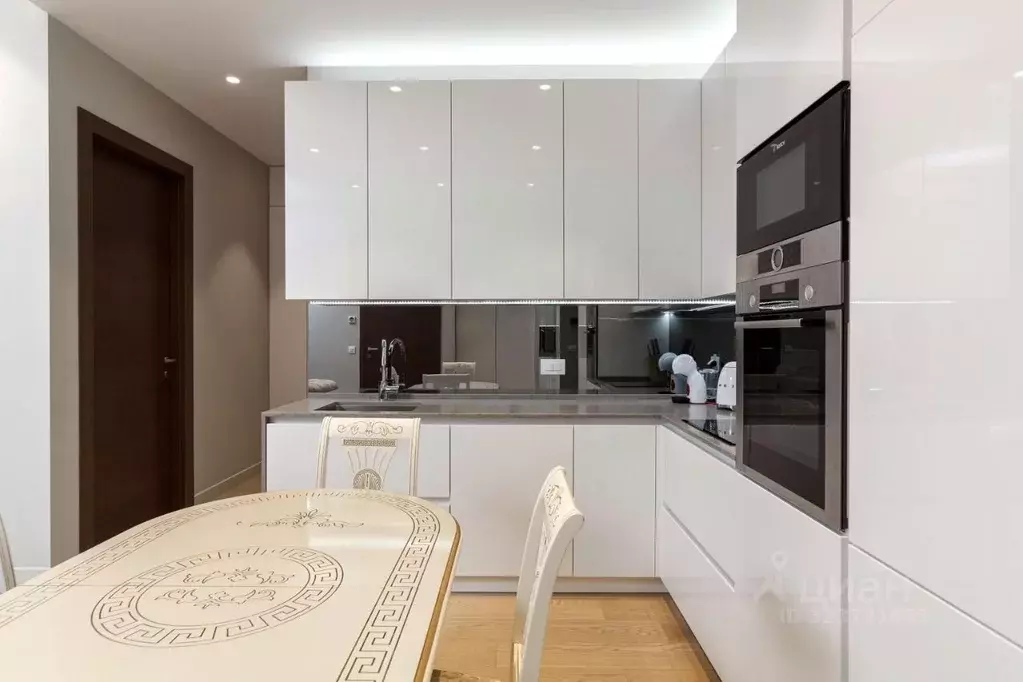 3-к кв. Москва 1-й Красногвардейский проезд, 22с2 (104.0 м) - Фото 2