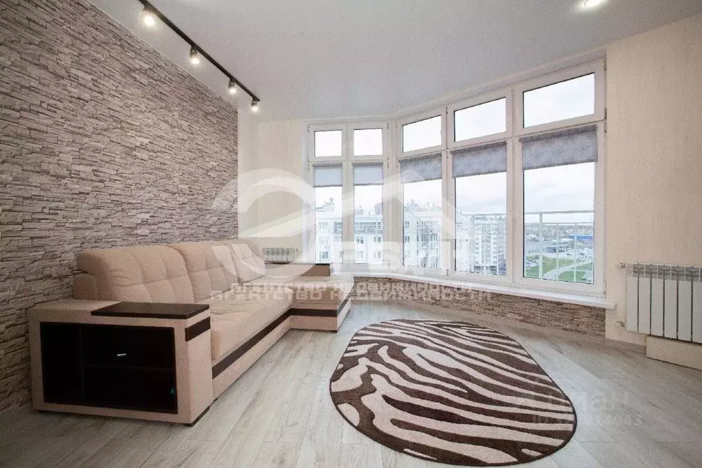 1-к кв. Калининградская область, Калининград Флотская ул., 9 (40.0 м) - Фото 1