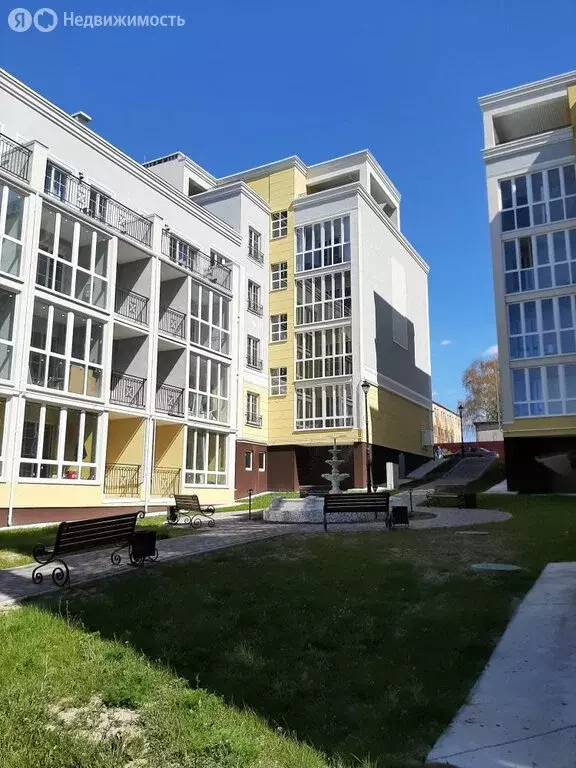 1-комнатная квартира: посёлок городского типа Янтарный, улица ... - Фото 1