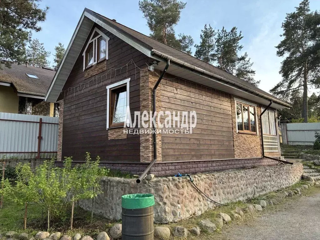 Дом в Ленинградская область, Приозерск Центральная ул., 31 (46 м) - Фото 1