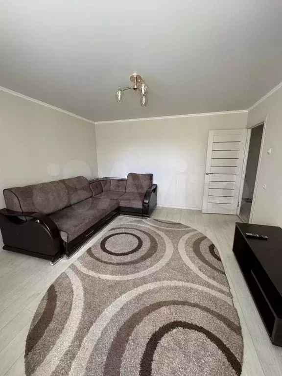 2-к. квартира, 55 м, 2/7 эт. - Фото 0