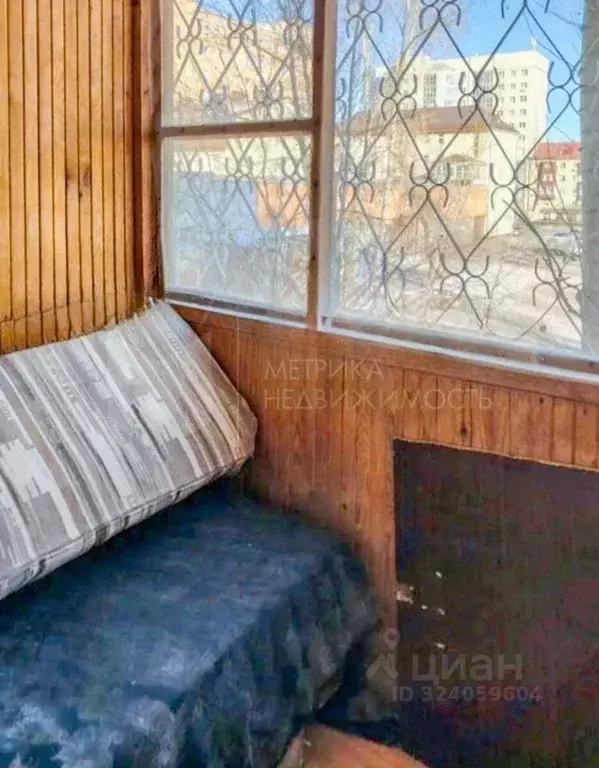 2-к кв. Тюменская область, Тюмень ул. Мельникайте, 113 (28.3 м) - Фото 1