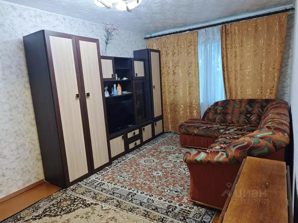 2-к кв. Калининградская область, Гусев Московская ул., 62 (48.0 м) - Фото 1
