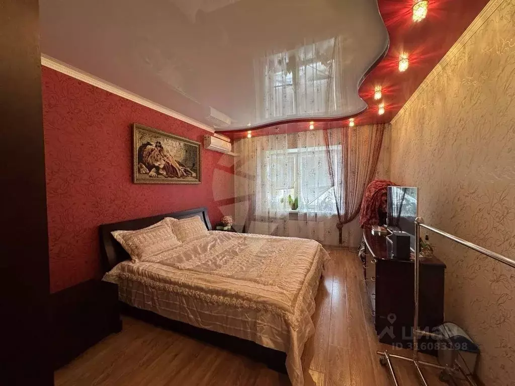 3-к кв. Белгородская область, Старый Оскол Степной мкр,  (101.29 м) - Фото 0