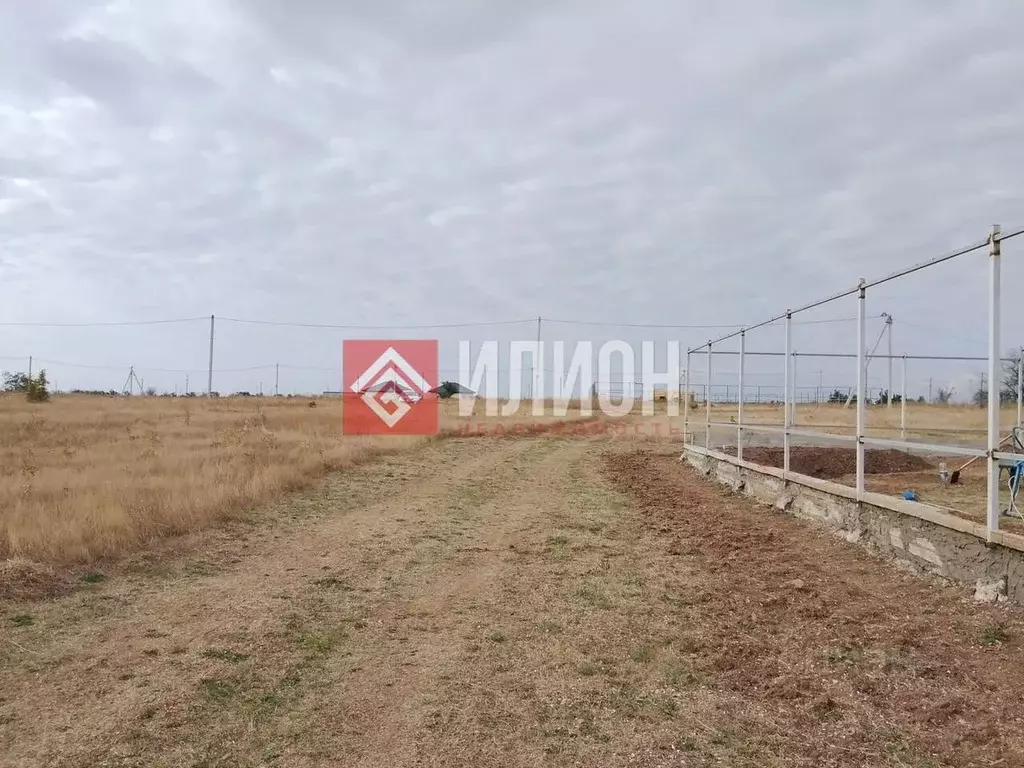 Участок в Севастополь с. Полюшко, ул. Анатолия Абилова (8.0 сот.) - Фото 2