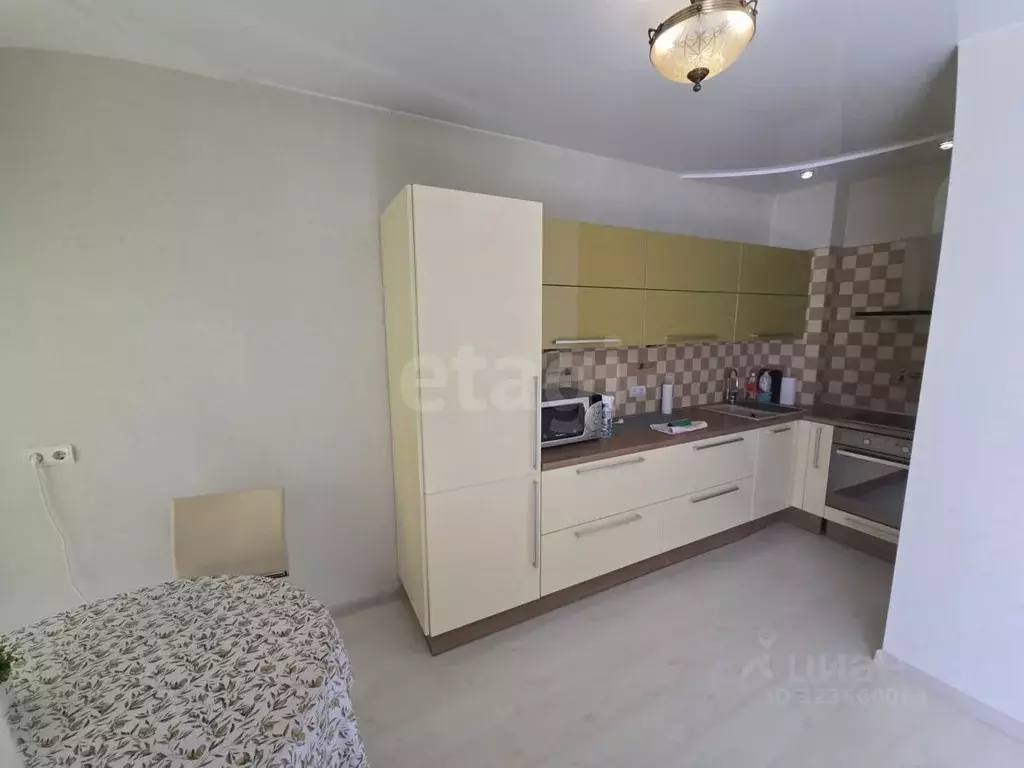 2-к кв. Тюменская область, Тюмень ул. Максима Горького, 68к1 (73.0 м) - Фото 2