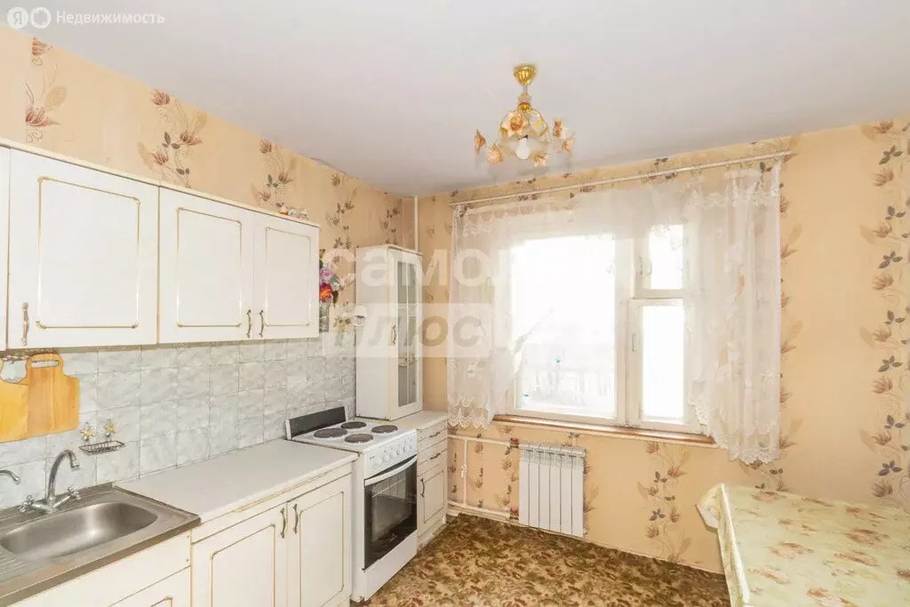 2-комнатная квартира: Челябинск, улица 50-летия ВЛКСМ, 41А (54 м) - Фото 1