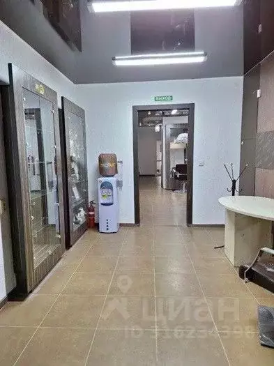 Помещение свободного назначения в Татарстан, Зеленодольск ул. ... - Фото 1