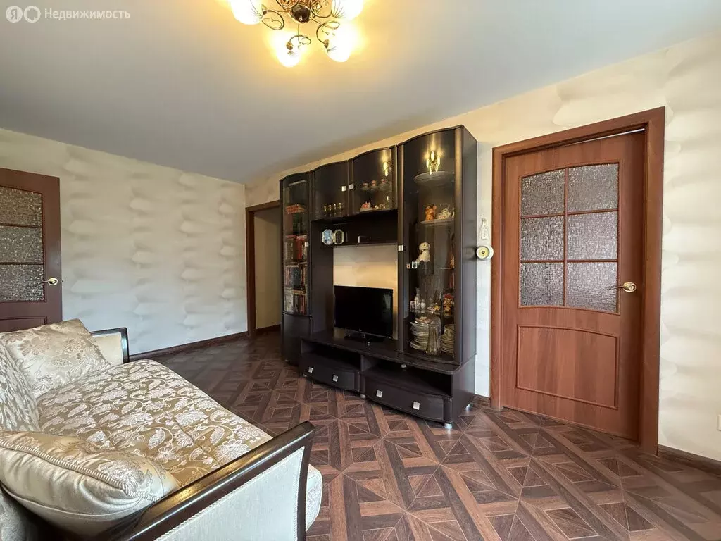 3-комнатная квартира: Екатеринбург, улица Короленко, 10А (54.4 м) - Фото 1