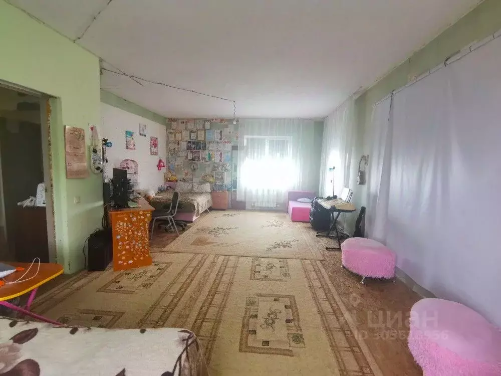 Дом в Омская область, Омский район, Магистральное с/пос, с. Ребровка ... - Фото 1