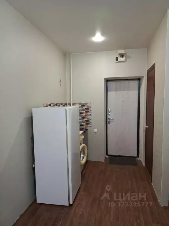 Студия Алтайский край, Барнаул ул. 40 лет Октября, 32 (18.0 м) - Фото 1