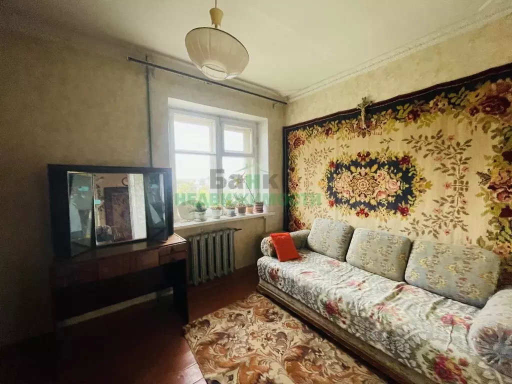 3-к кв. Саратовская область, Вольск ул. Володарского, 50 (43.0 м) - Фото 0