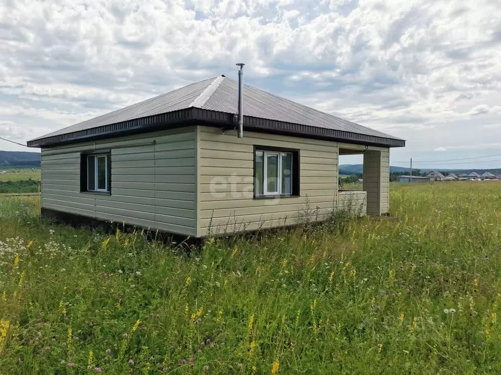 Дом в Башкортостан, Гафурийский район, Красноусольский сельсовет, с. ... - Фото 1