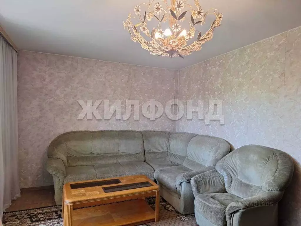 3-к кв. Новосибирская область, Новосибирск ул. Толбухина, 21 (74.0 м) - Фото 0