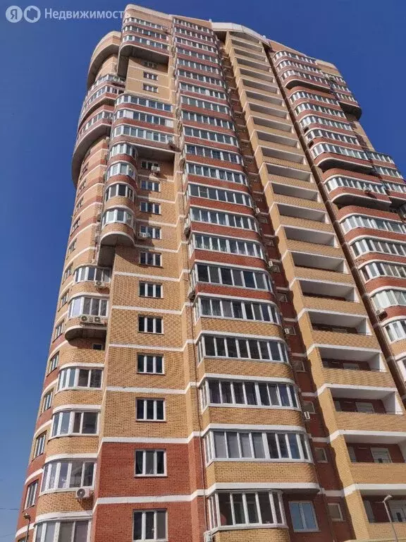 Квартира-студия: Артём, улица Фрунзе, 8/3 (48.6 м) - Фото 1