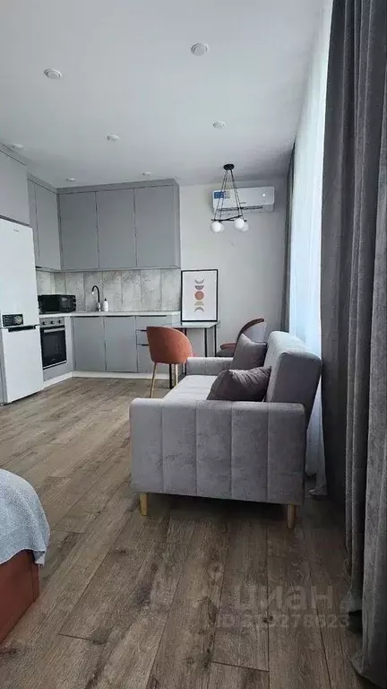 Студия Тюменская область, Тюмень ул. Мельникайте, 2к18 (33.0 м) - Фото 0