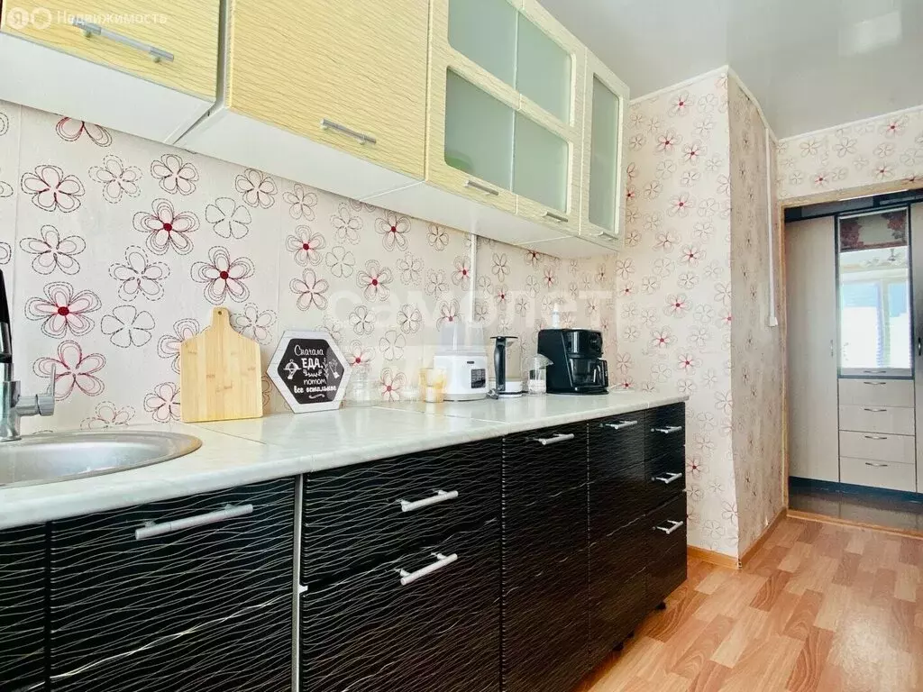 2-комнатная квартира: село Корткерос, улица Сухановой, 3 (46.2 м) - Фото 2