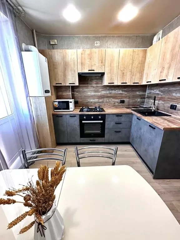 3-к кв. Белгородская область, Белгород ул. Есенина, 46 (68.6 м) - Фото 1
