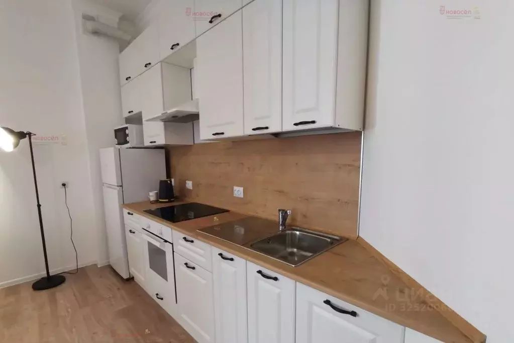 2-к кв. Свердловская область, Екатеринбург ул. Азина, 57 (71.0 м) - Фото 2