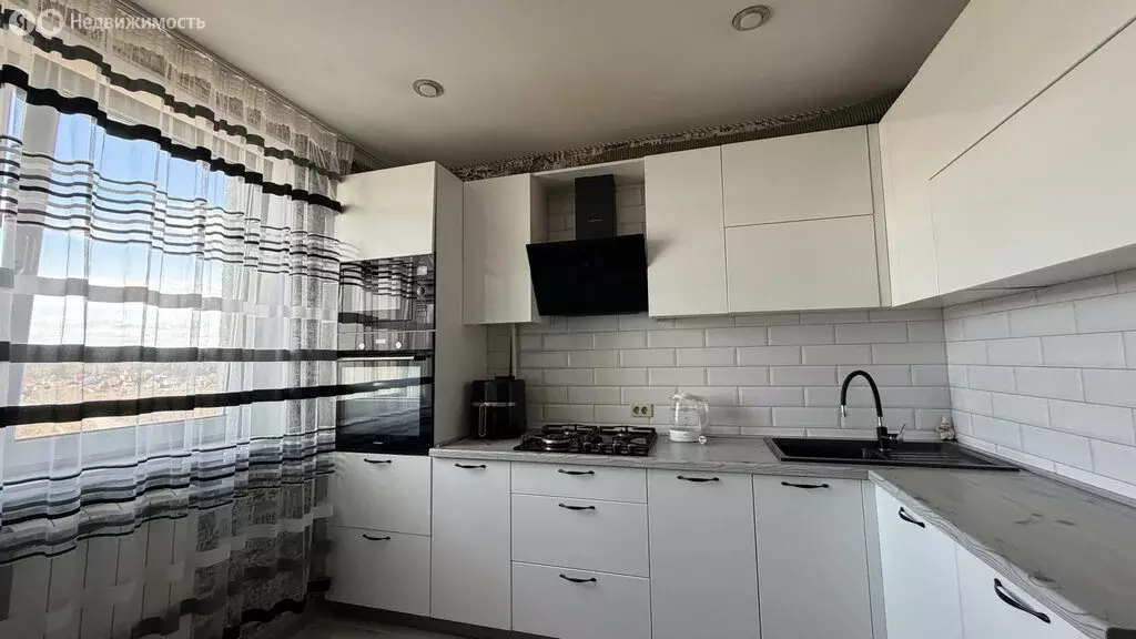 2-комнатная квартира: Миасс, улица Богдана Хмельницкого, 22 (56.9 м) - Фото 1