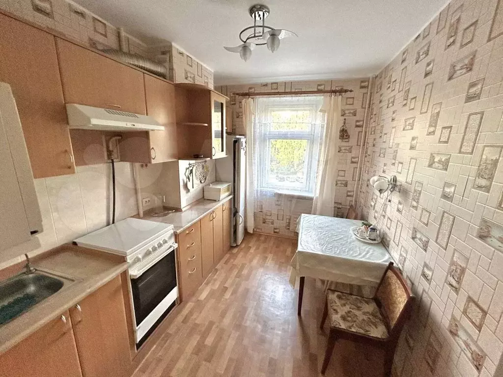 1-к. квартира, 40,2 м, 4/9 эт. - Фото 0
