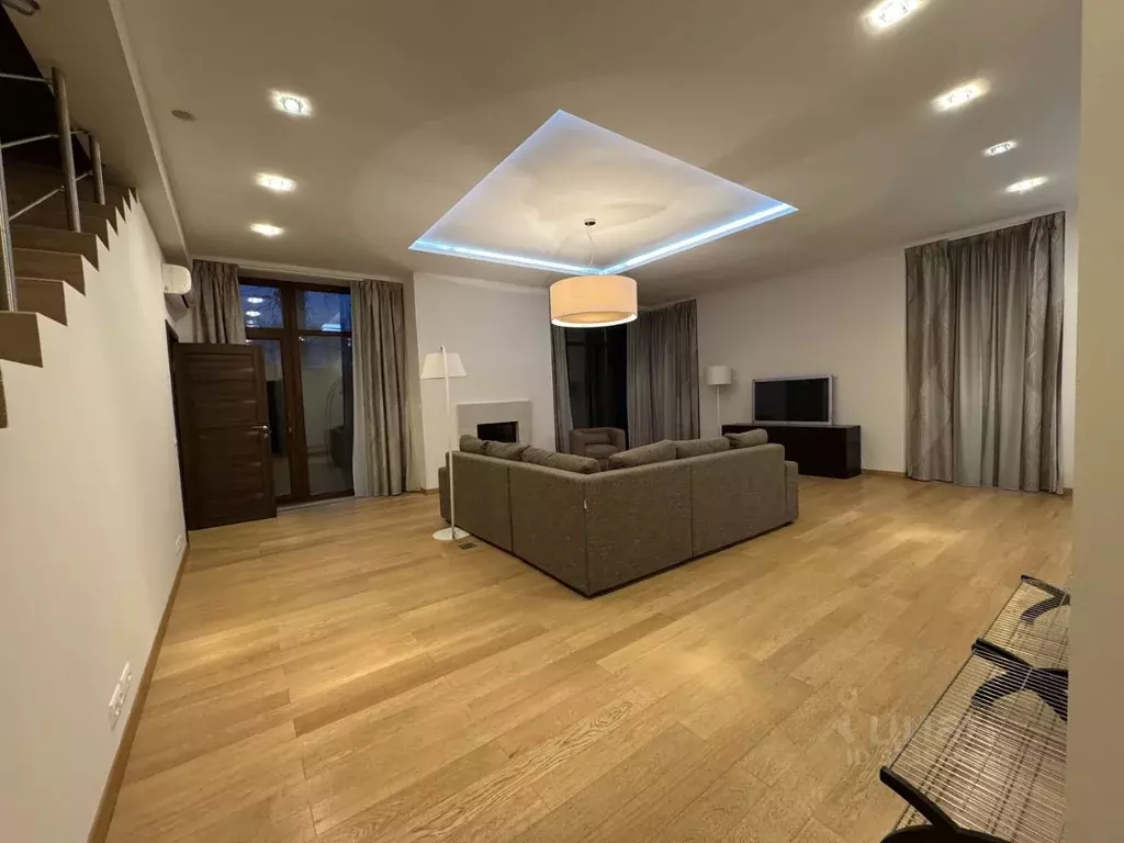 Таунхаус в Московская область, Одинцовский городской округ, д. Жуковка ... - Фото 1