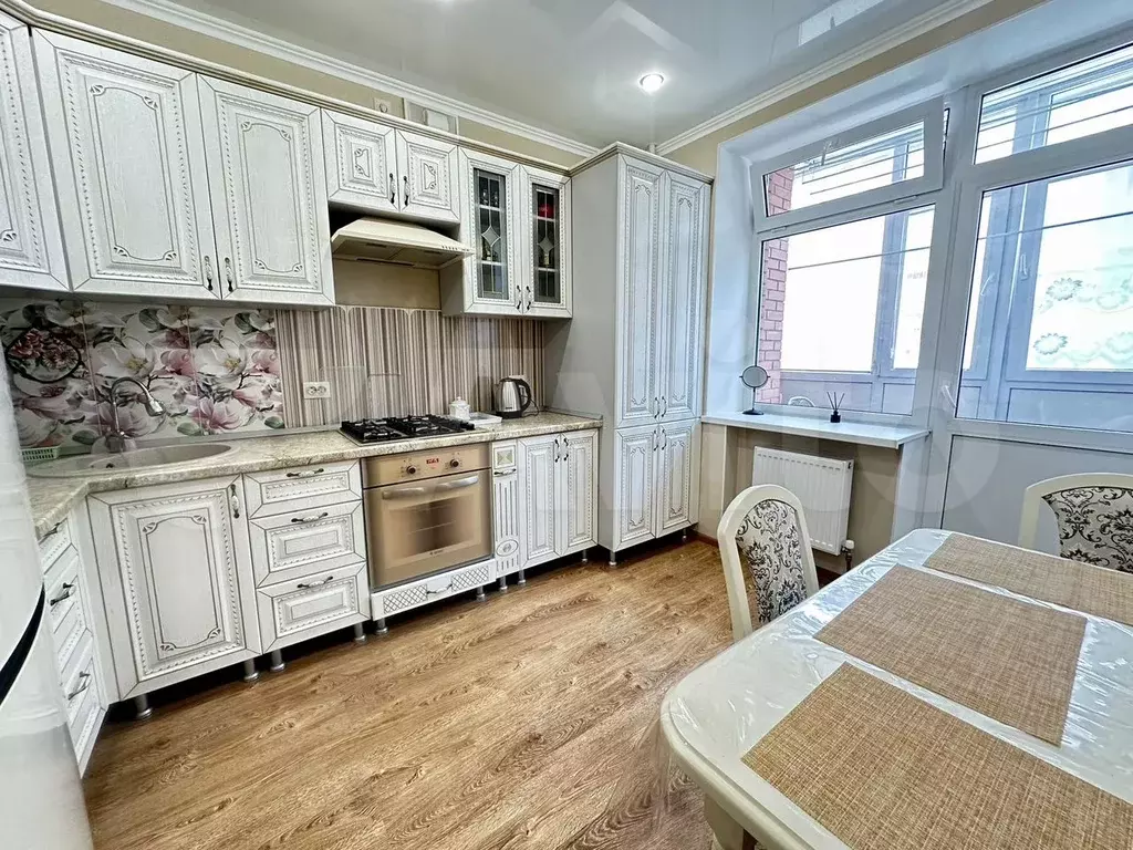 2-к. квартира, 60 м, 2/5 эт. - Фото 0