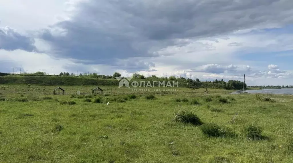 Участок в Иркутская область, Усольский район, Тельма рп ул. Красной ... - Фото 1